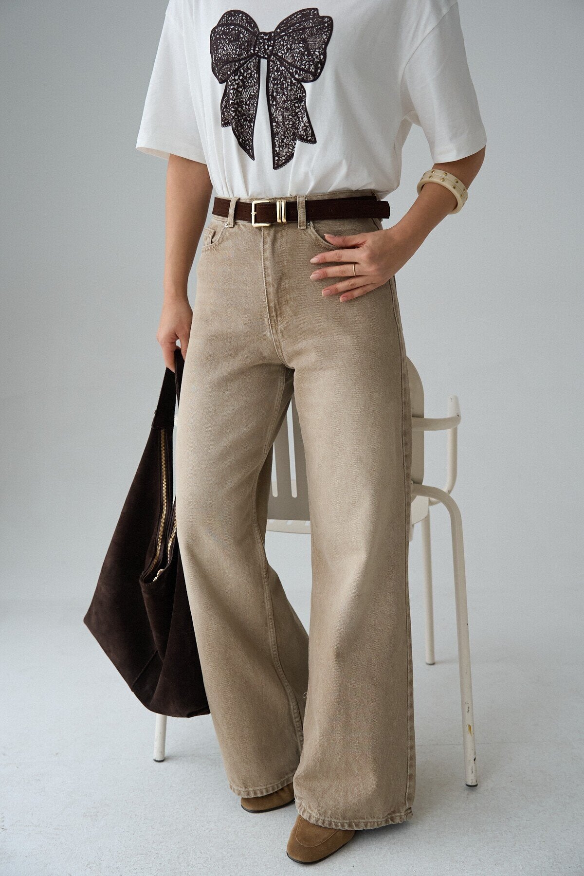 Sandstone Wide-Leg Jeans